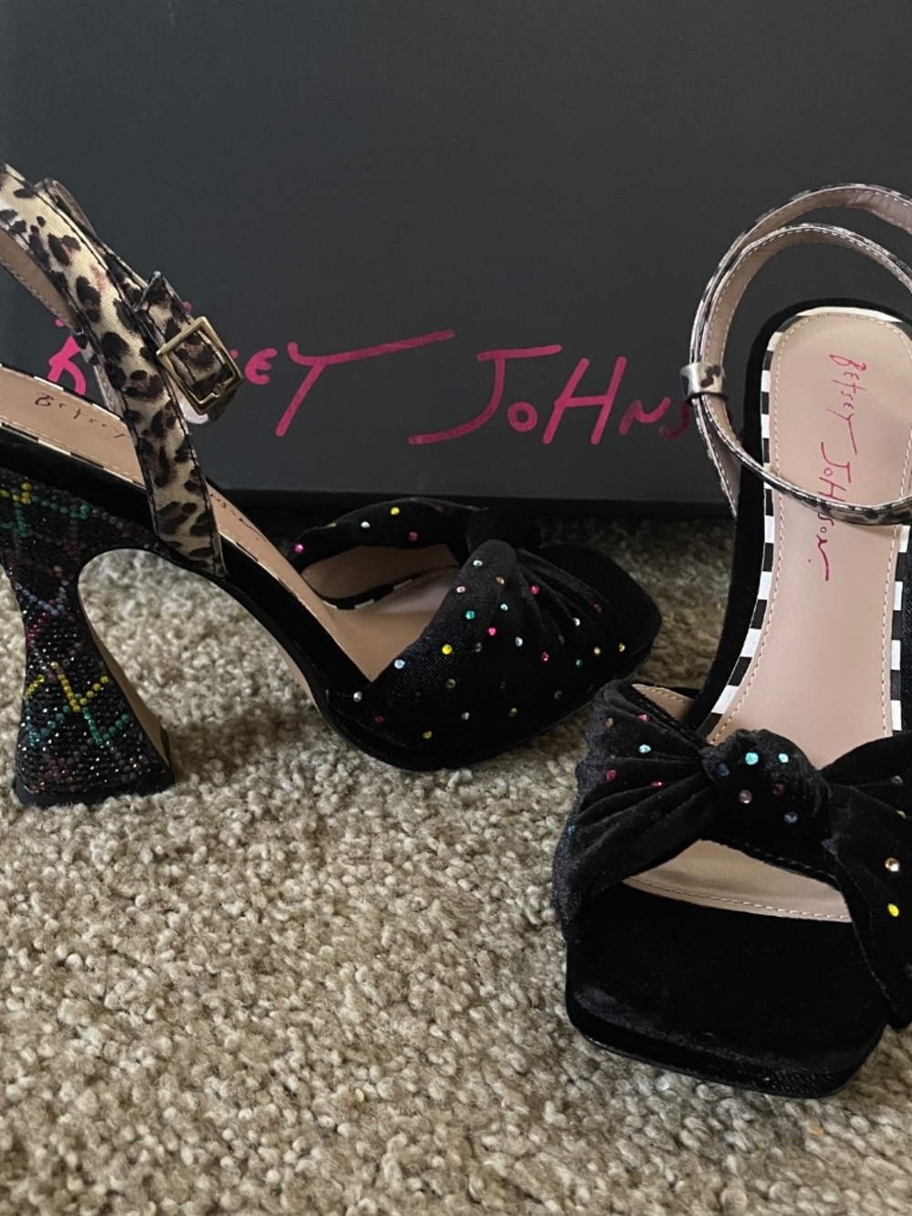 Shoes - Picture 2 of 2